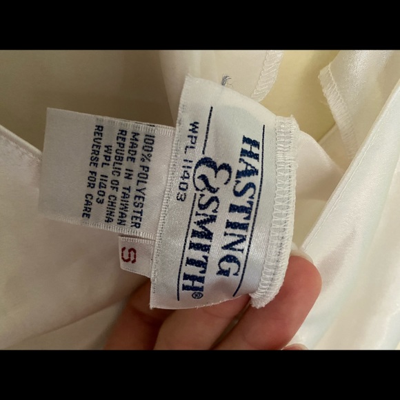 Satin Slip - Picture 2 of 3